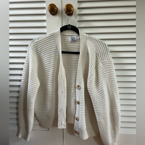 Adorable princess Polly sweater - women’s size S but fits up to a L - Picture 2 of 3